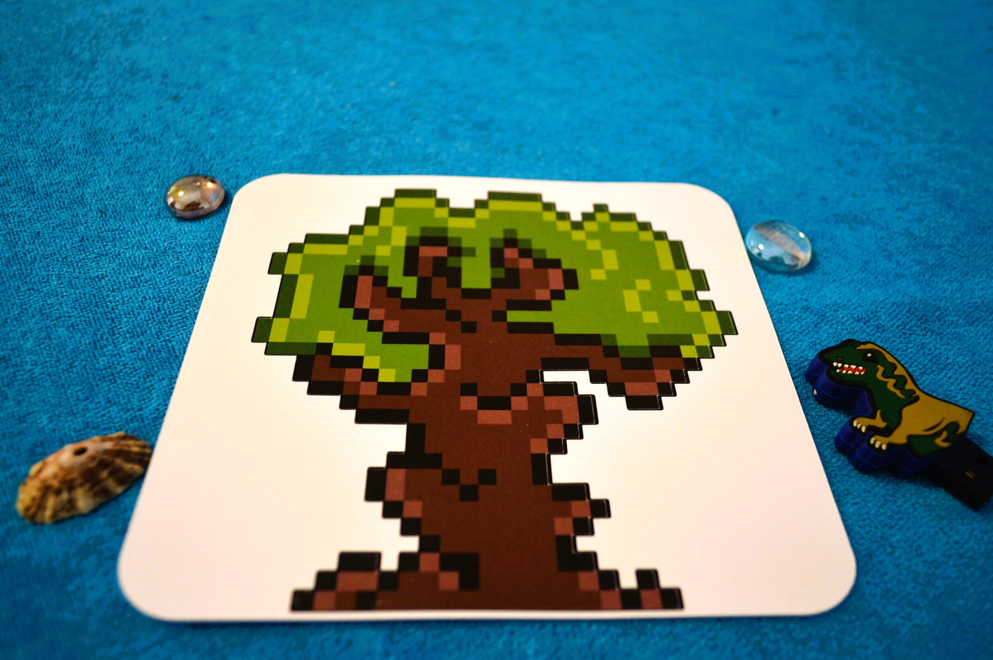 Large size Pixel Art Sticker: "CHENE"