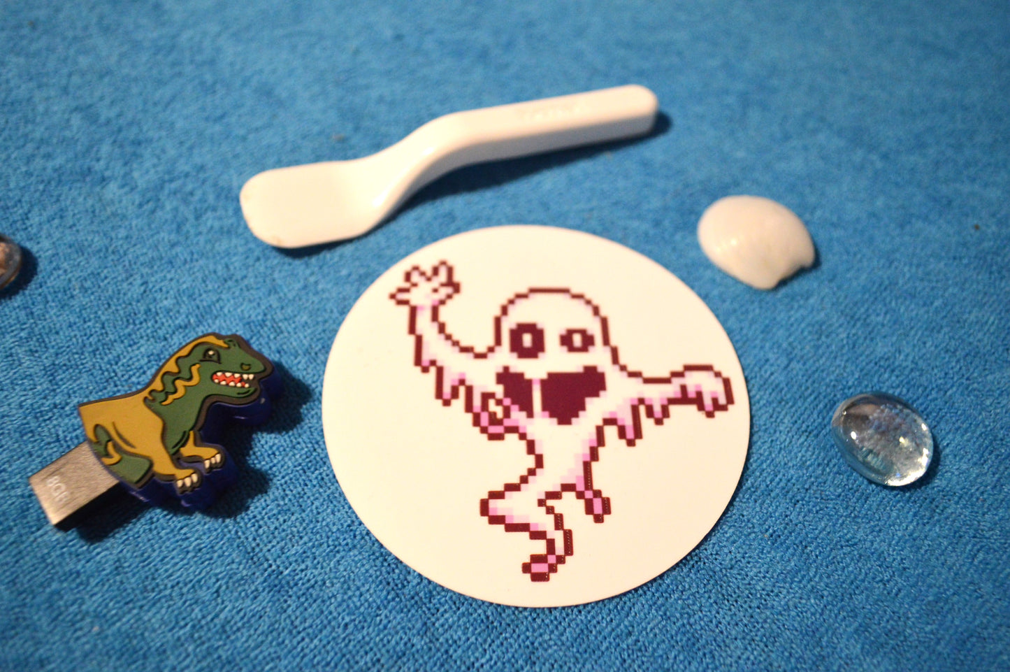 Pixel Art Sticker "Spooky Ghost"-Mini/Small