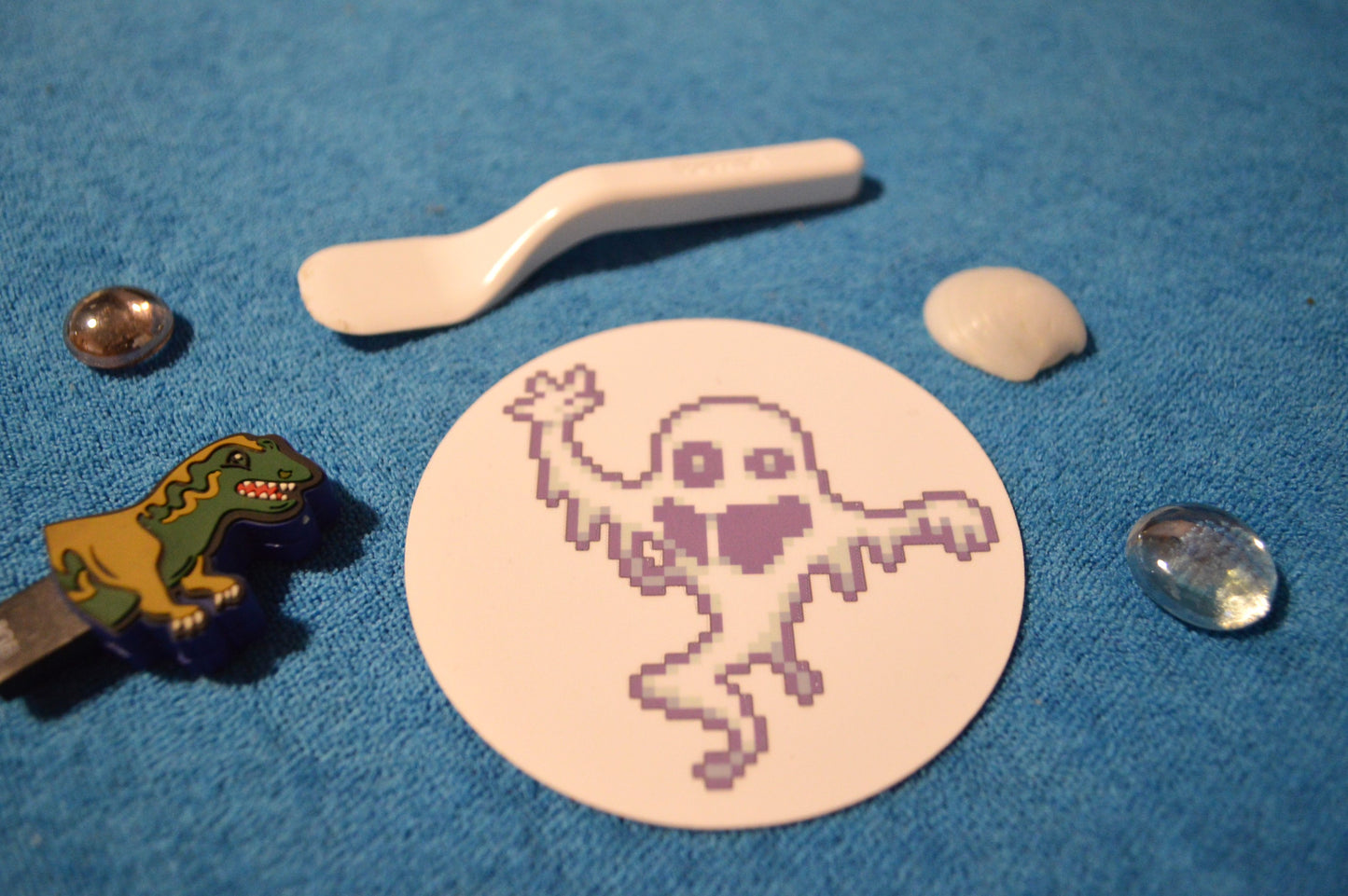 Pixel Art Sticker "Spooky Ghost"-Mini/Small